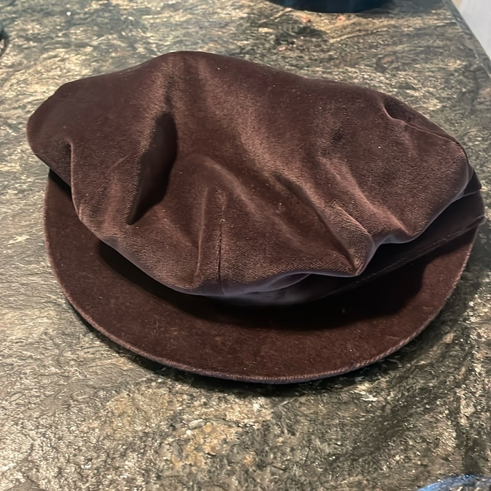 Vintage velvet brown Burberry newsboy hat